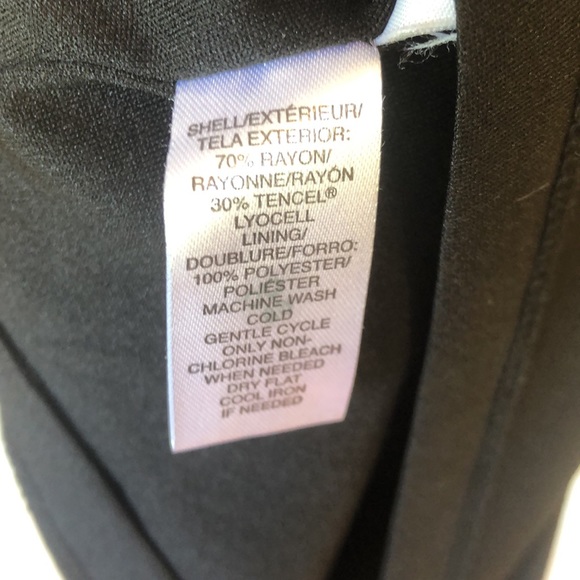 ⭐️ LOFT Black Sleeveless Dress - Picture 6 of 8